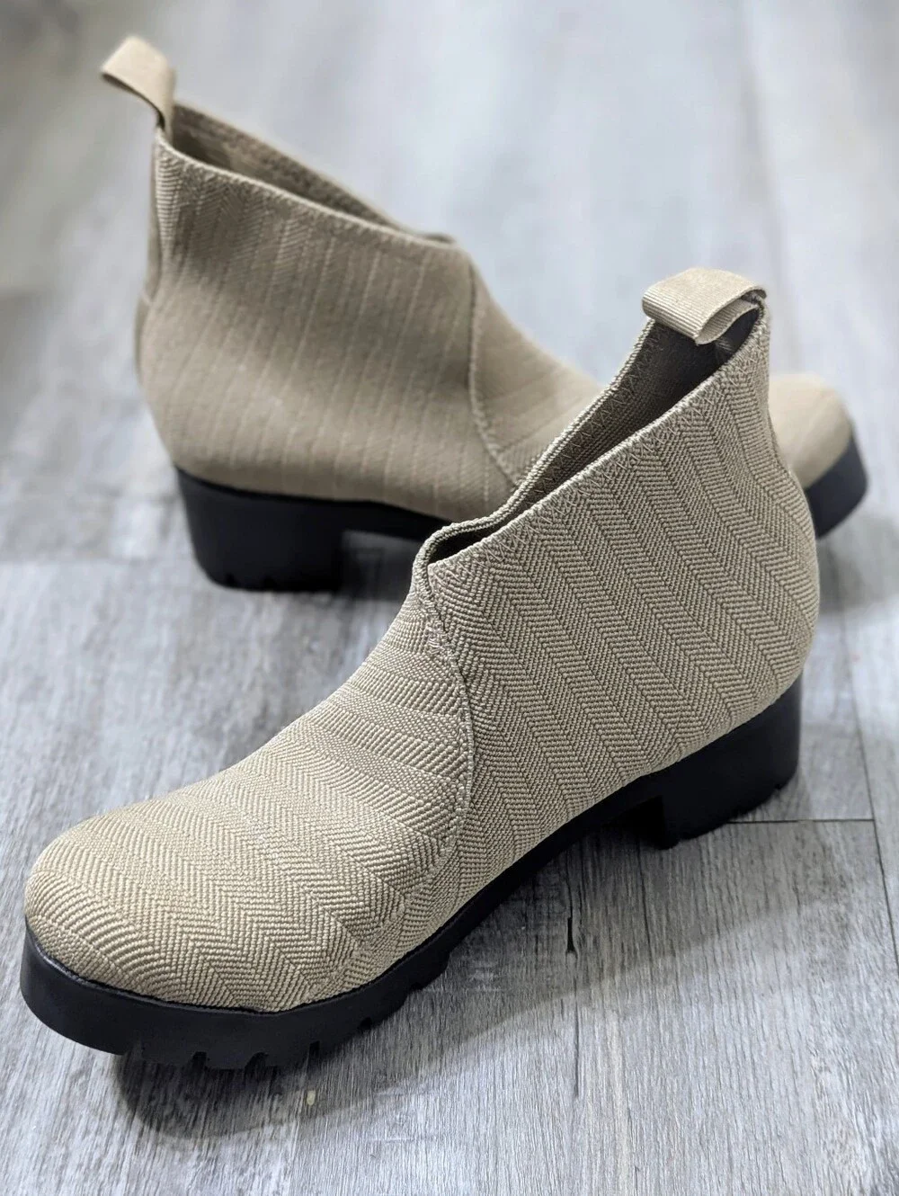 Charleston Shoe Co Beige Platform Ankle Boots NWOT